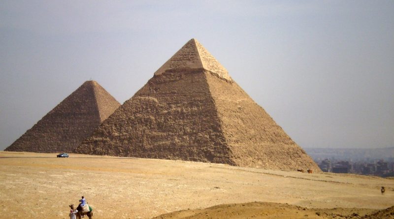 Sorpresa por el hallazgo de una cavidad en la Gran Pirámide de Guiza de Egipto